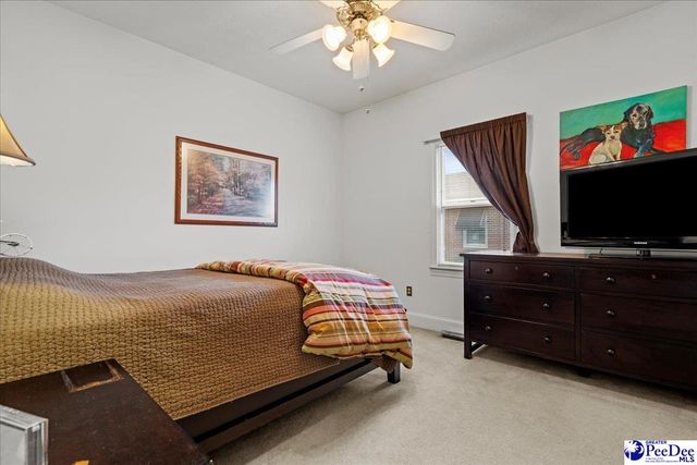 616 Chaucer Dr., Florence, SC 29505