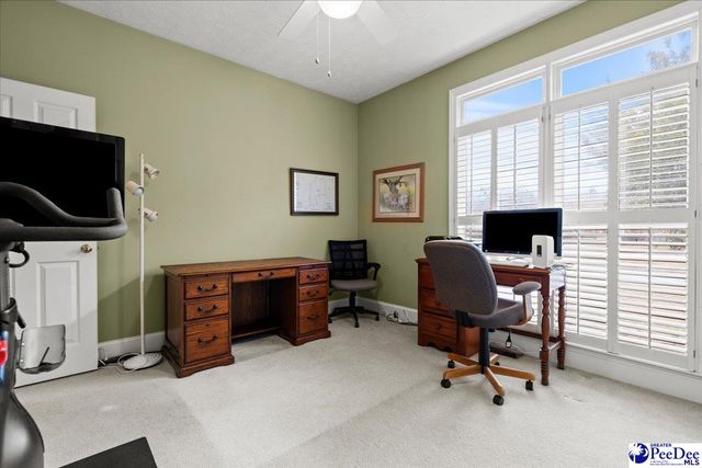 616 Chaucer Dr., Florence, SC 29505