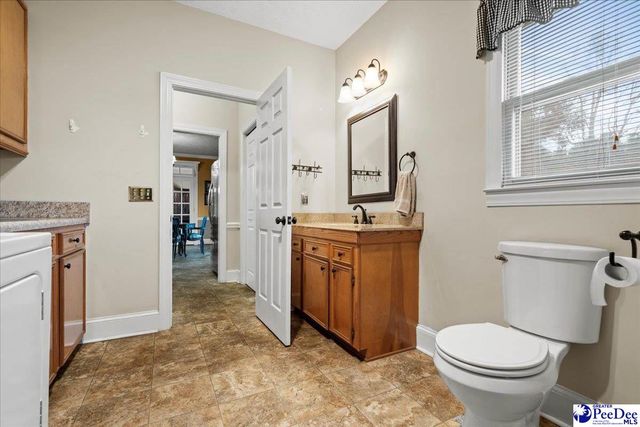 616 Chaucer Dr., Florence, SC 29505