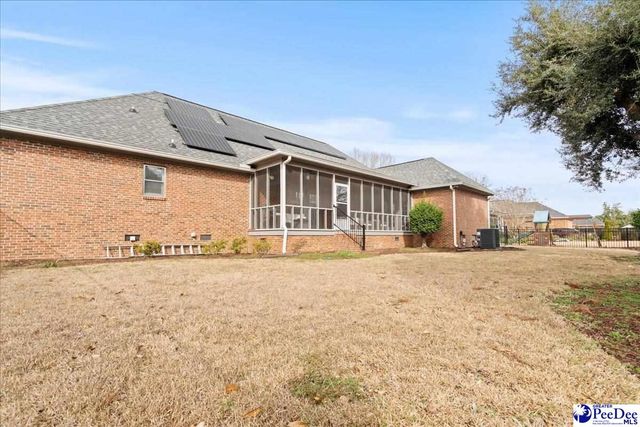 616 Chaucer Dr., Florence, SC 29505