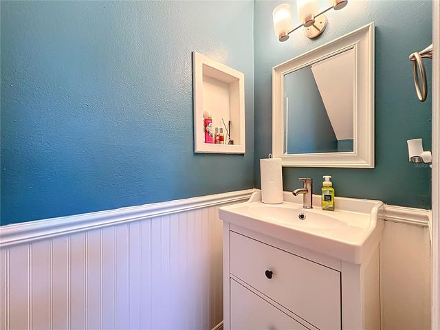 2716 CURRY WOODS DRIVE, Orlando, FL 32822