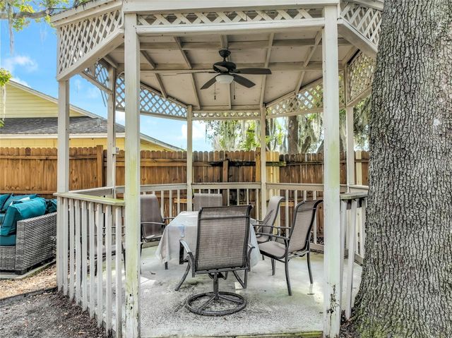 2716 CURRY WOODS DRIVE, Orlando, FL 32822