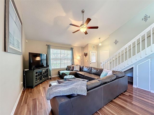 2716 CURRY WOODS DRIVE, Orlando, FL 32822