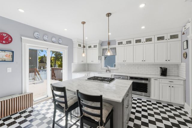 165 Holden St, Worcester, MA 01606
