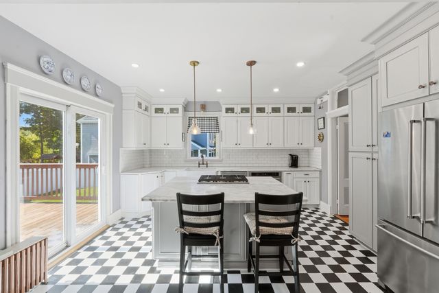 165 Holden St, Worcester, MA 01606