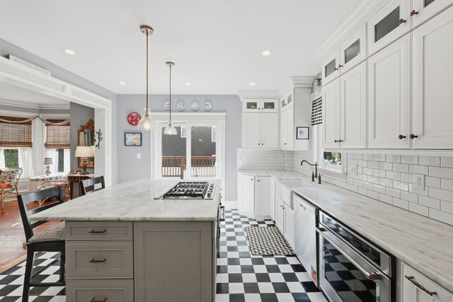 165 Holden St, Worcester, MA 01606