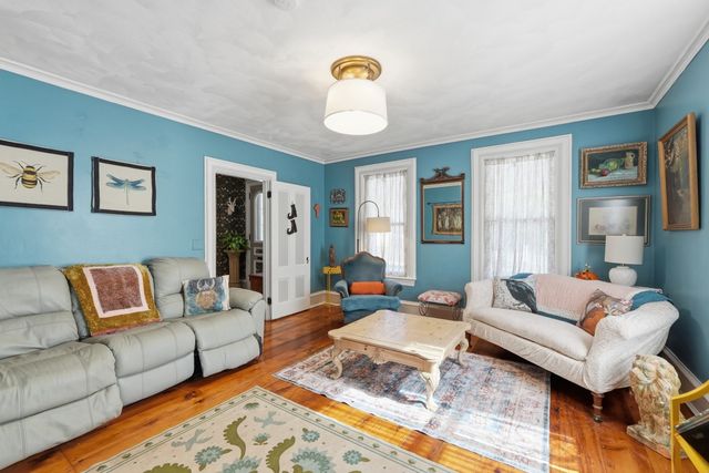 165 Holden St, Worcester, MA 01606