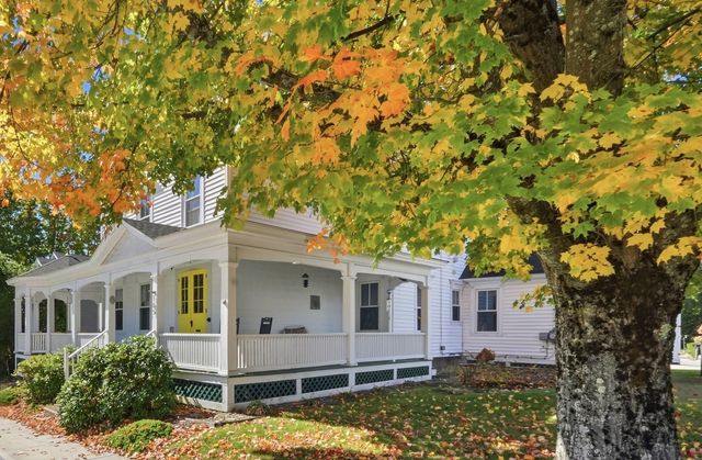 165 Holden St, Worcester, MA 01606