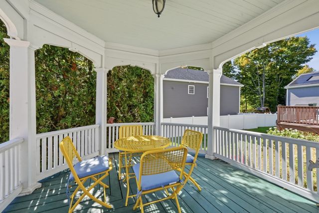 165 Holden St, Worcester, MA 01606