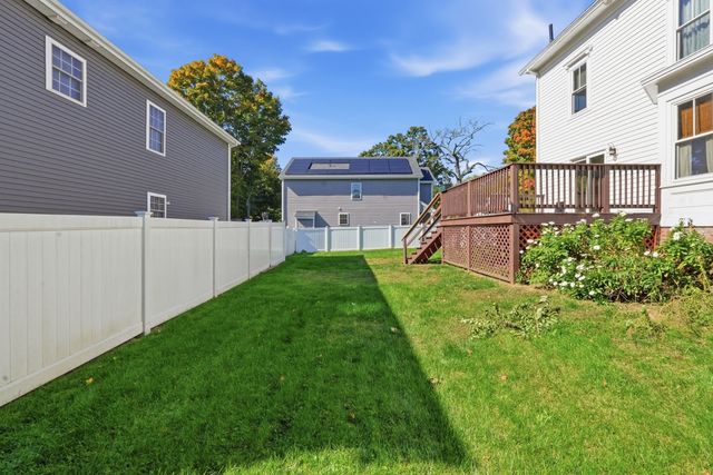 165 Holden St, Worcester, MA 01606