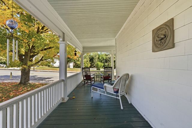 165 Holden St, Worcester, MA 01606