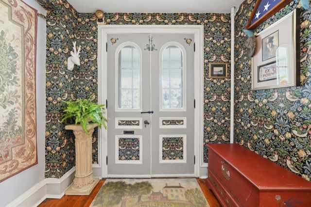 165 Holden St, Worcester, MA 01606