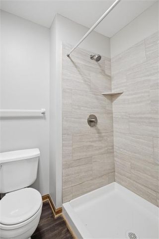 204 E 22nd Street, Kearney, MO 64060