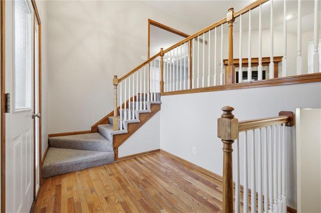 204 E 22nd Street, Kearney, MO 64060