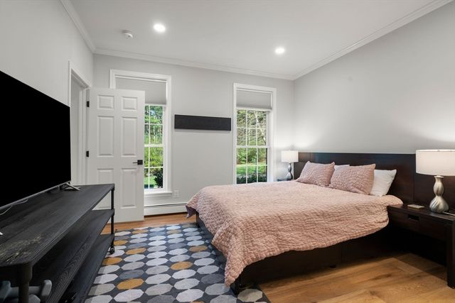 70 Indian Pond Rd, Kingston, MA 02364