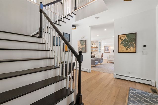 70 Indian Pond Rd, Kingston, MA 02364
