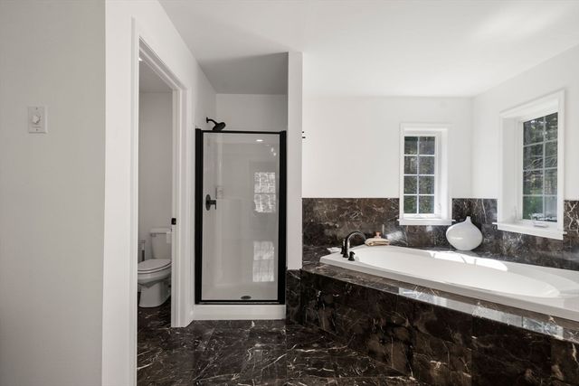 70 Indian Pond Rd, Kingston, MA 02364