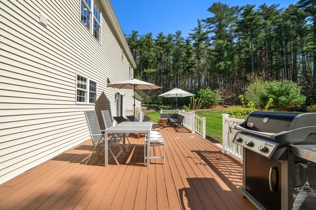 70 Indian Pond Rd, Kingston, MA 02364