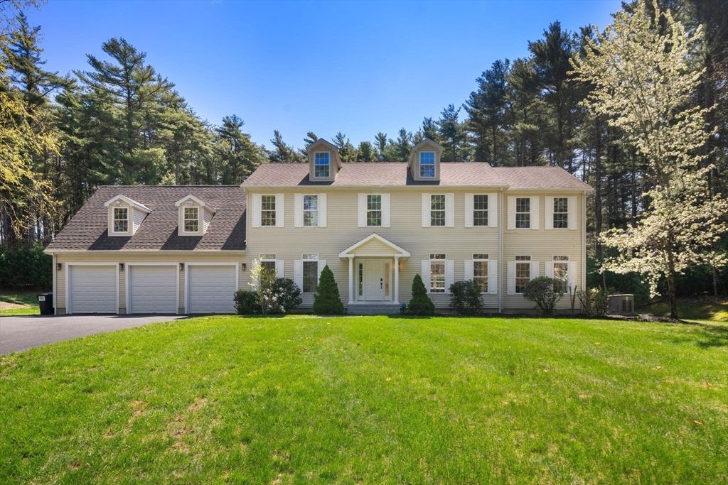 70 Indian Pond Rd, Kingston, MA 02364