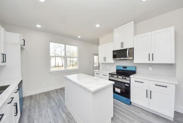 17119 Spindle Oaks Drive, Conroe, TX 77385