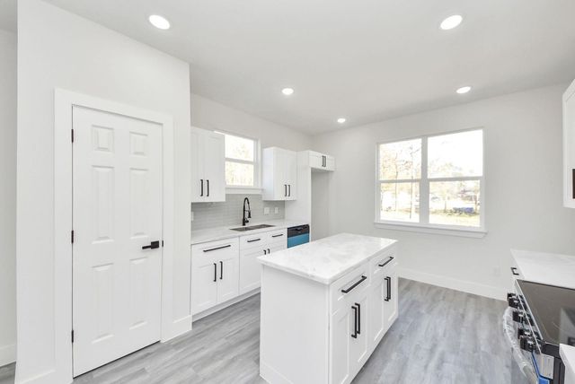 17119 Spindle Oaks Drive, Conroe, TX 77385