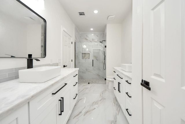 17119 Spindle Oaks Drive, Conroe, TX 77385