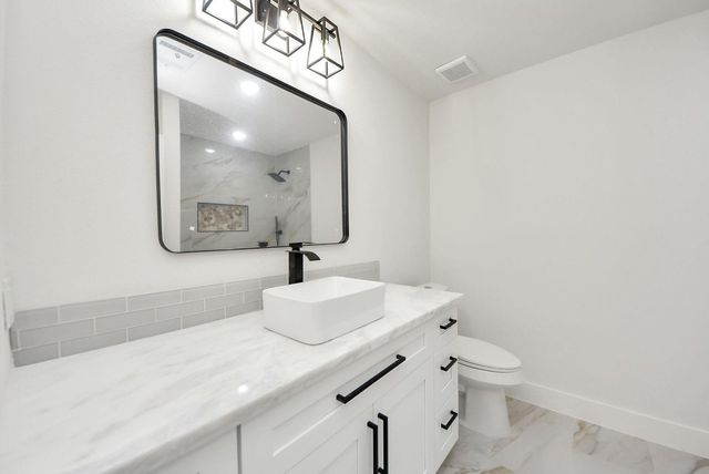 17119 Spindle Oaks Drive, Conroe, TX 77385