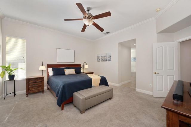 300 Sprig Cir, Folsom, CA 95630