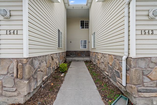 1541 W WESTLANE CT, Provo, UT 84601