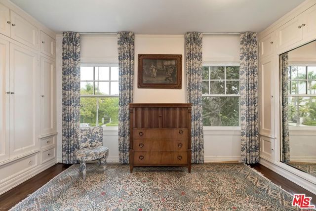 809 N Bedford Drive, Beverly Hills, CA 90210