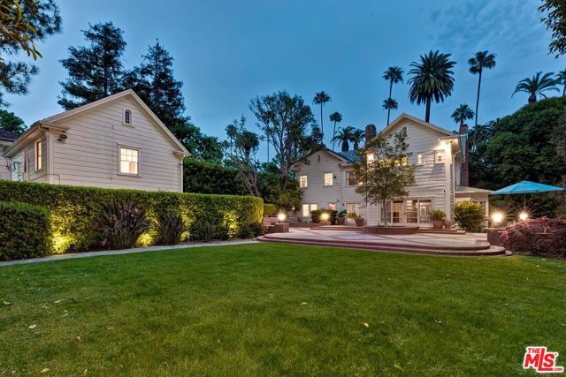809 N Bedford Drive, Beverly Hills, CA 90210
