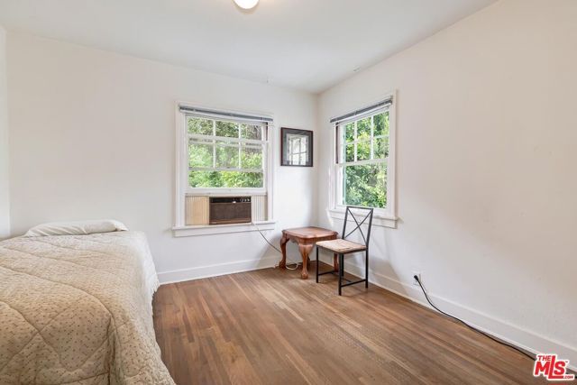 809 N Bedford Drive, Beverly Hills, CA 90210