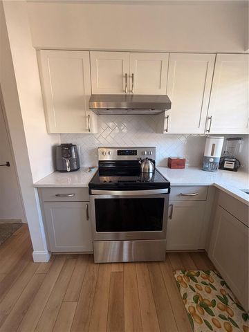 9504 CANNON DRIVE, Orlando, FL 32817