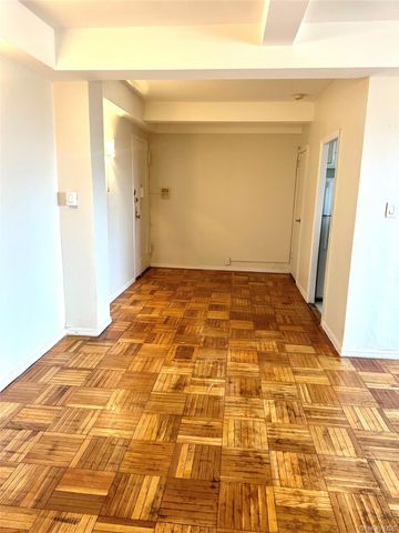 20 Metropolitan Oval 11A, Bronx, NY 10462