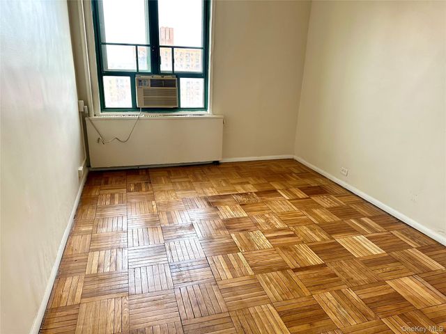 20 Metropolitan Oval 11A, Bronx, NY 10462