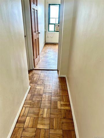 20 Metropolitan Oval 11A, Bronx, NY 10462