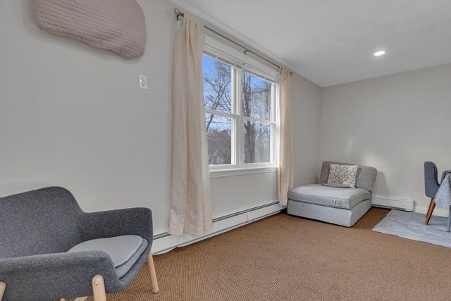 70 Garland St 3, Newton, MA 02459