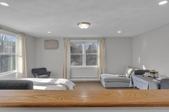 70 Garland St 3, Newton, MA 02459