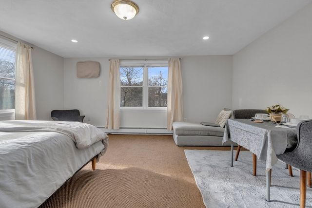 70 Garland St 3, Newton, MA 02459