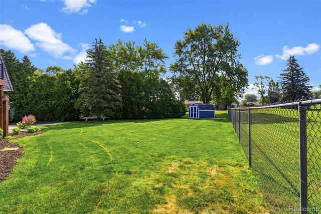 8612 Monroe Road, Durand, MI 48429