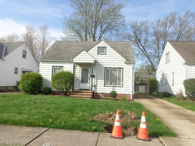 448 E 328th Street, Willowick, OH 44095
