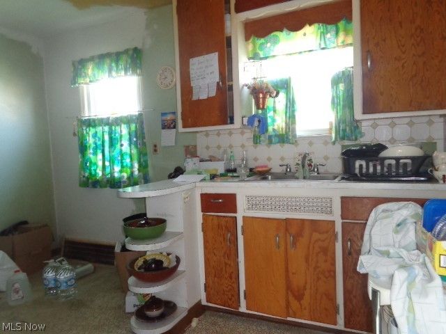 448 E 328th Street, Willowick, OH 44095