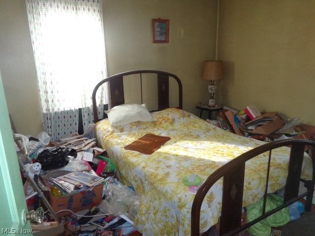 448 E 328th Street, Willowick, OH 44095