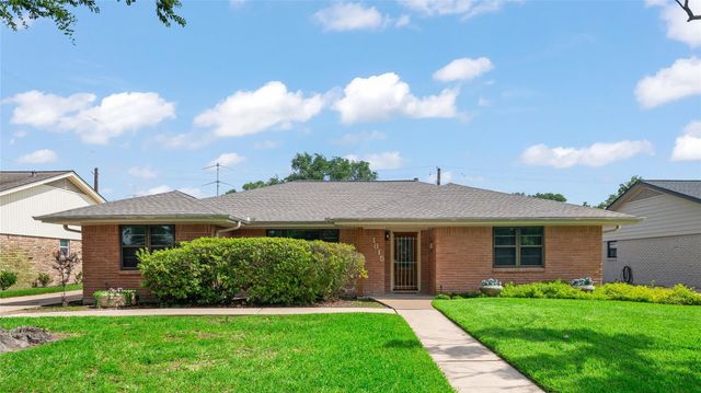 1815 Droxford Drive, Houston, TX 77008