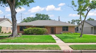 1815 Droxford Drive, Houston, TX 77008