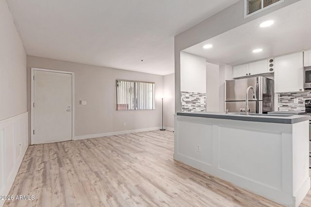 12123 W BELL Road 138, Surprise, AZ 85378