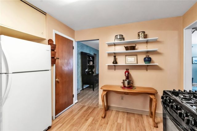 70 Melrose Road, Amherst, NY 14221