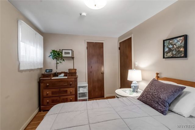 70 Melrose Road, Amherst, NY 14221