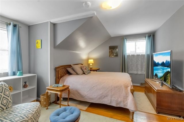 70 Melrose Road, Amherst, NY 14221