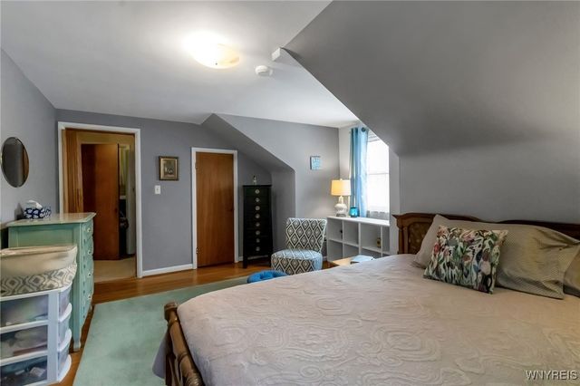 70 Melrose Road, Amherst, NY 14221